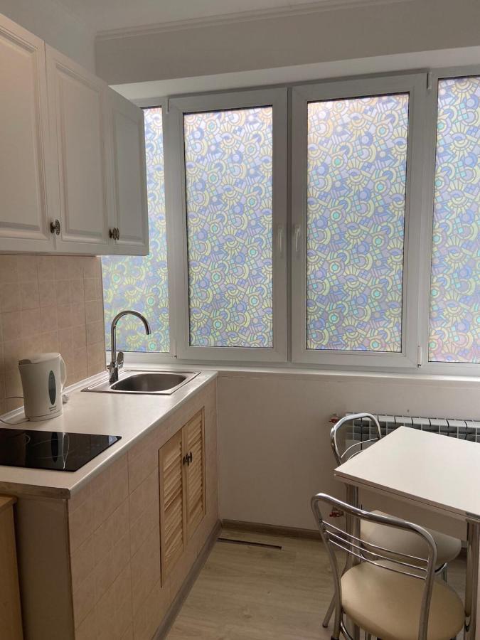Apartment Mala Zhytomyrska 16 Kiev Buitenkant foto