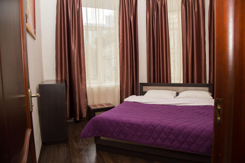 Apartment Mala Zhytomyrska 16 Kiev Buitenkant foto